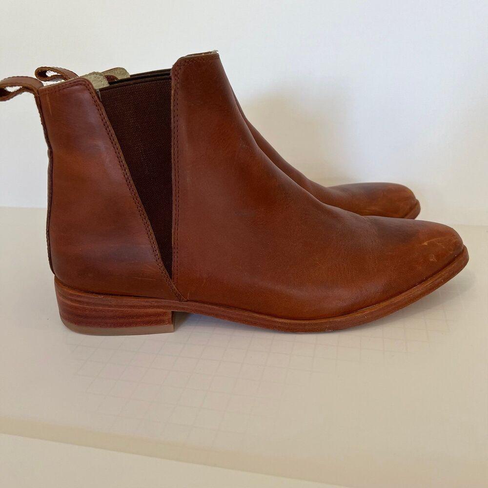 Nisolo Eva Classic Chelsea Boot 9 Brown - Picture 3 of 9